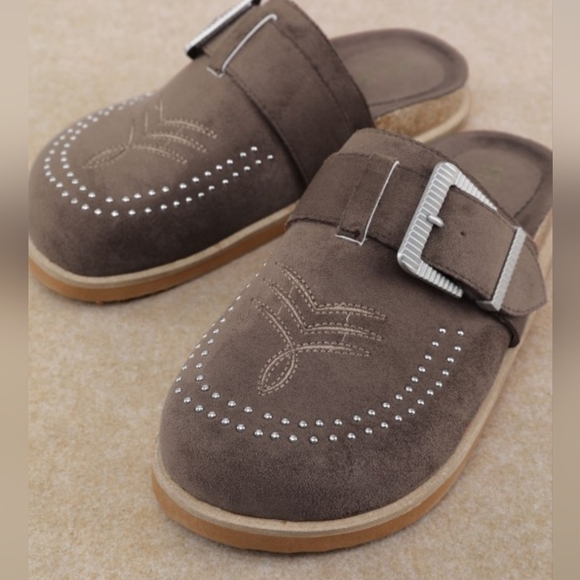 Buckle Detail Brown Mules Shoes - Picture 7 of 7